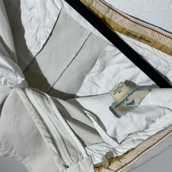 Tommy Bahama Silk Shorts Men's 34 Ivory 9" Inseam Chino Golf - Picture 3 of 3